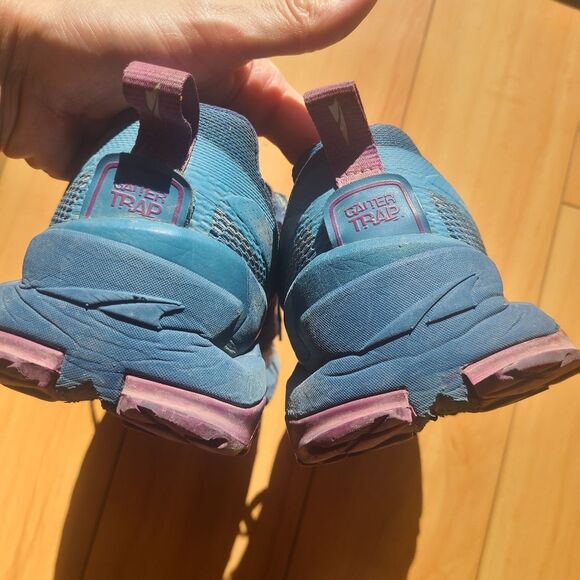 Altra Olympus 4 Womens size 9 - Picture 5 of 6